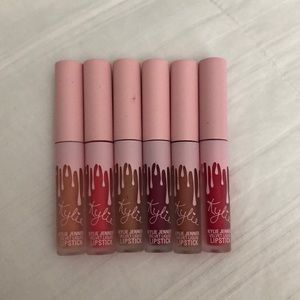 Kylie velvet mini liquid lipstick